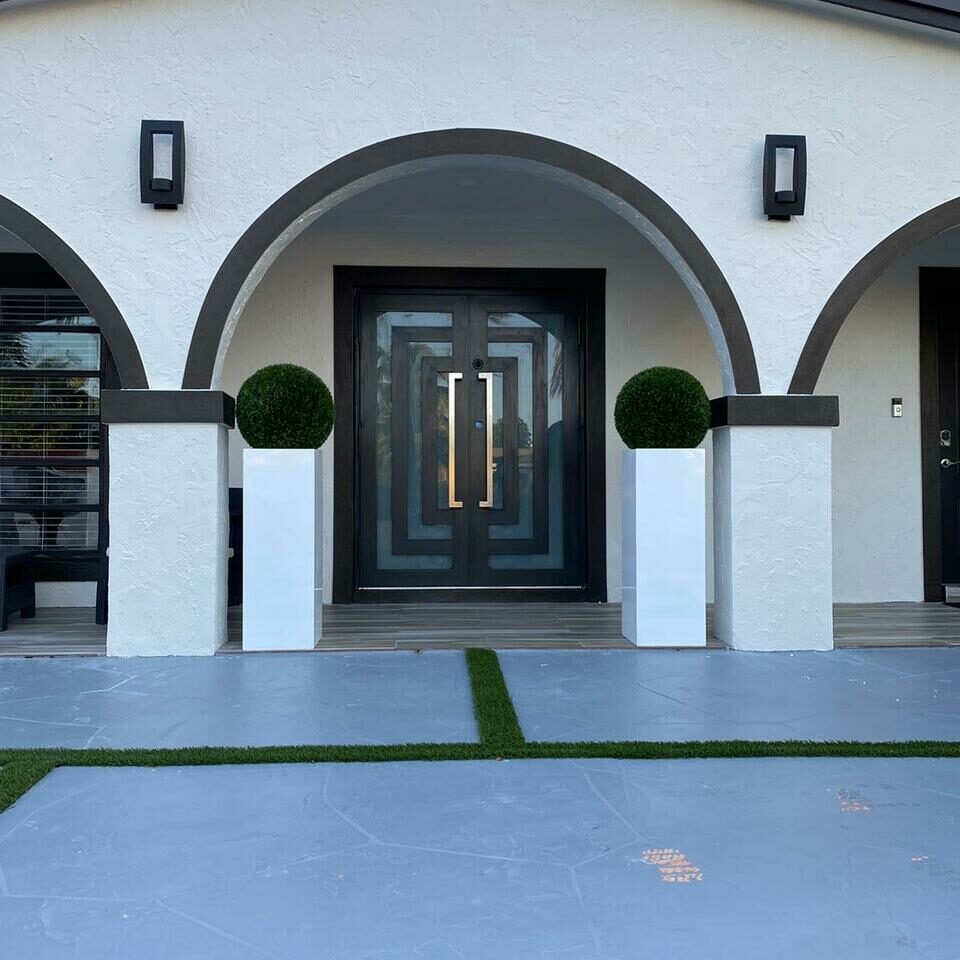 Yang fibra de vidrio jarrón Topiary