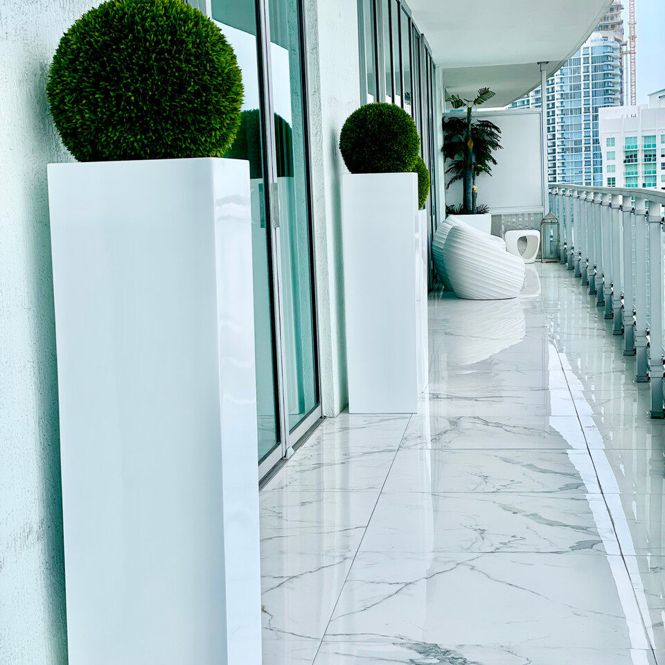 Yong fibra de vidrio jarrón Topiary