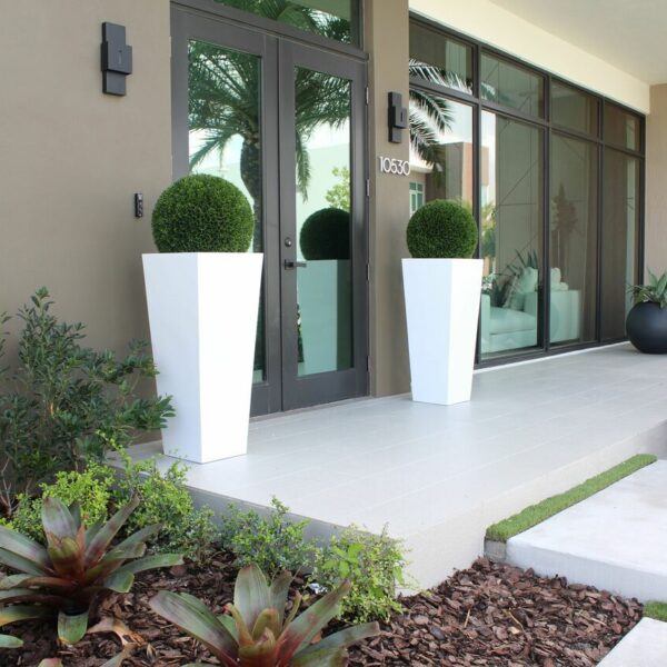 Groß Beau fibra de vidrio jarrón Topiary